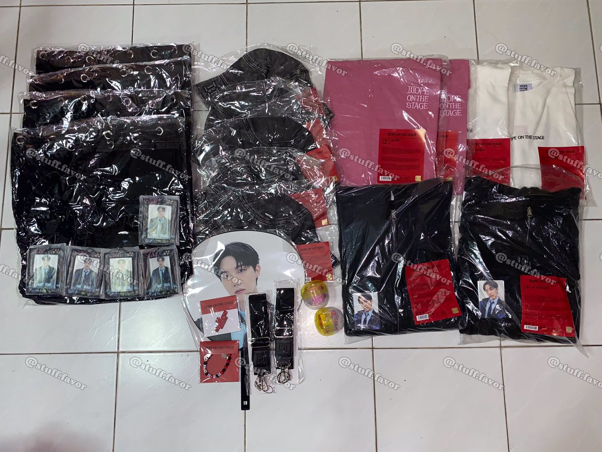 stuff_favor's tweet photo. ขนส่งมาส่งให้ตอน 17.55ทนะคะ ข้าวเลยไปตัดรอบไม่ทัน แต่ไปส่งให้แล้วตอนทุ่มเศษๆค่า พน.จะได้ทันตัดรอบแรกเลย
ส่งให้ครบทุกออเดอร์แล้วน้า ขอบคุณมากๆเลยค่า🙏🏻💕
ส่วนสินค้าที่ตกหล่นอยู่ญป.จะตามกลับมาวันที่ 10 คิดว่าถึงไทย 12-13 นี้ ต้องขออภัยด้วยนะคะ🙏🏻
#Thestuffupdate https://t.co/VQ4fcN976B
