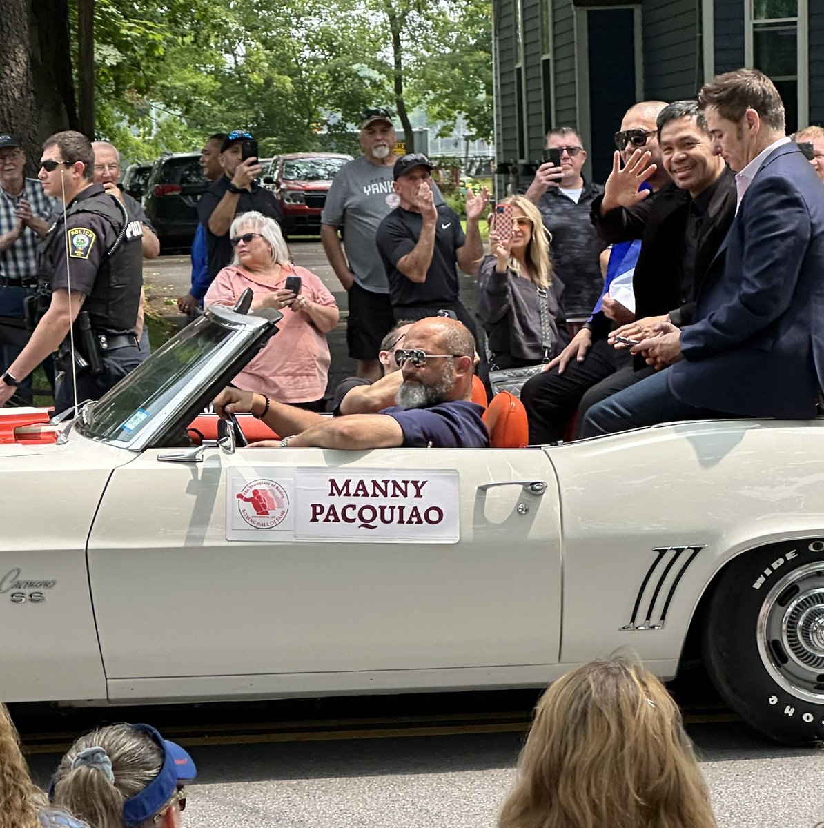 syracusedotcom's tweet photo. Manny Pacquiao at the @BoxingHall parade #boxing #boxinghalloffame #ibhof https://t.co/V38CedURrl