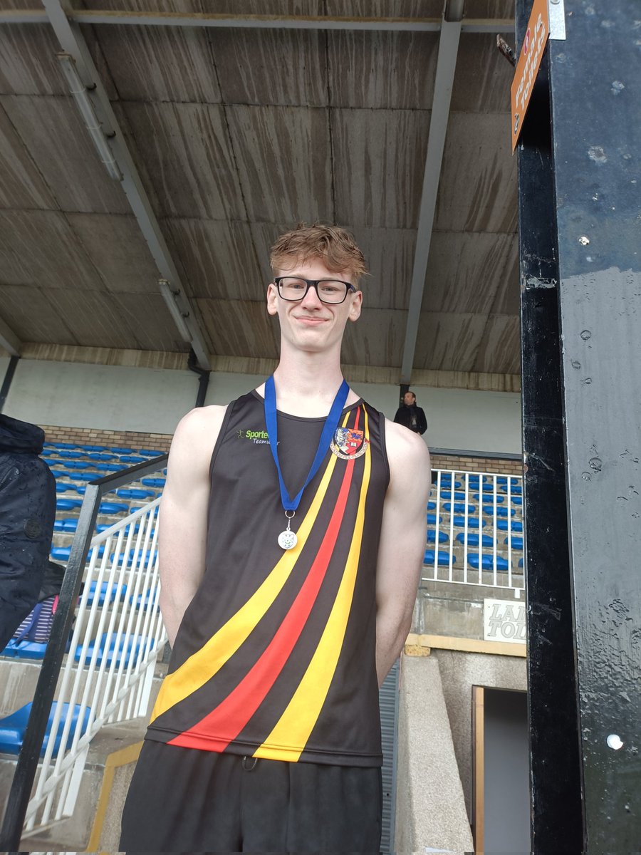 Absolutely fantastic outing for the CE squad at the <a href="/SSAAschools/">SSAA</a> Pentathlon yesterday. Silver for Jack and bronze for Michael. 4th place for Faye, 5th place for Lewis and a full house of 5 PBs each for Molly and Agnes.

Team spirit, support and smiles all round...definite gold 🥇