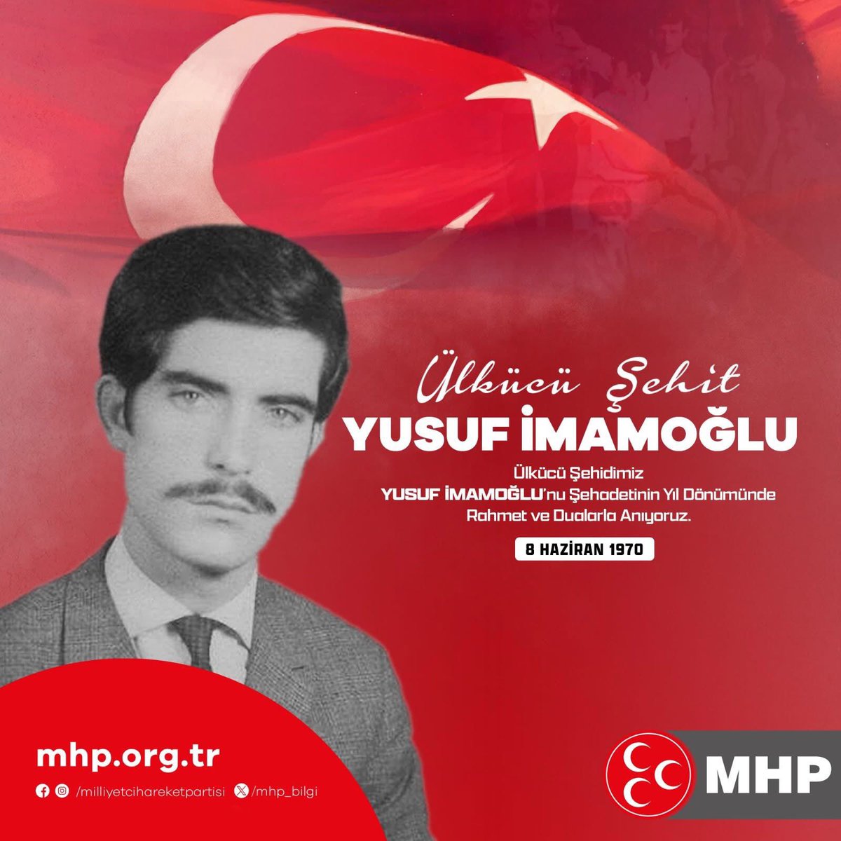 Ülkücü Şehit Yusuf İmamoğlu Ağabeyi Hakk'a yürüyüşünün yıl dönümünde rahmetle anıyoruz,ruhun şâd olsun..

İmamoğlu, şehit edildiğinde cebinden sadece 35 Kuruş çıkan yiğit… (Yani bir simit alıp yiyecek parası dahi yoktu..)

Ve üç gündür boğazından bir lokma geçmemiş bir yiğit..