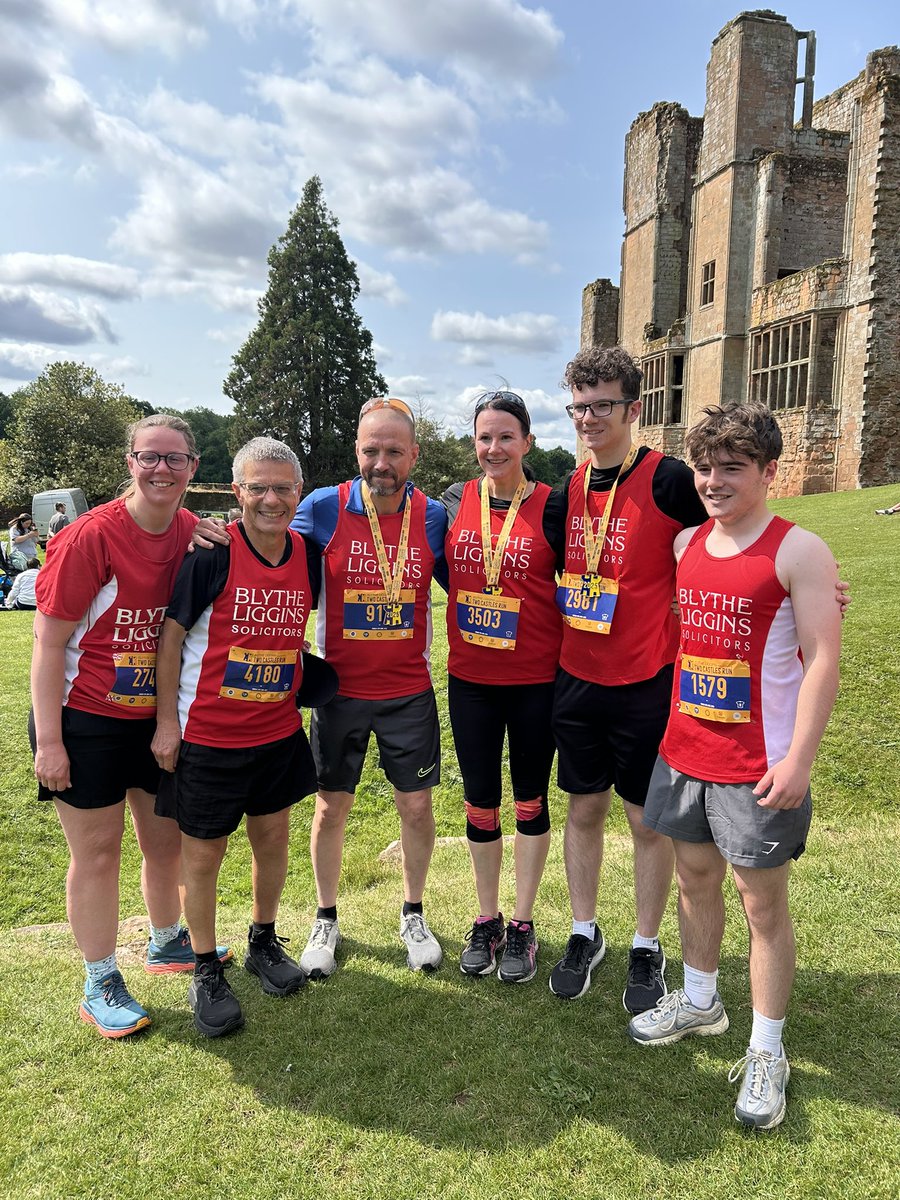 BlytheLiggins1's tweet photo. Another triumphant #TwoCastlesRun! Congratulations to all runners &amp; massive thanks to the organisers &amp; volunteers.

We are so proud to sponsor such a prestigious event! Happy Sunday all 😎

#10K #TwoCastlesRun #charity #Warwick #Kenilworth https://t.co/TdFYCOe3UI