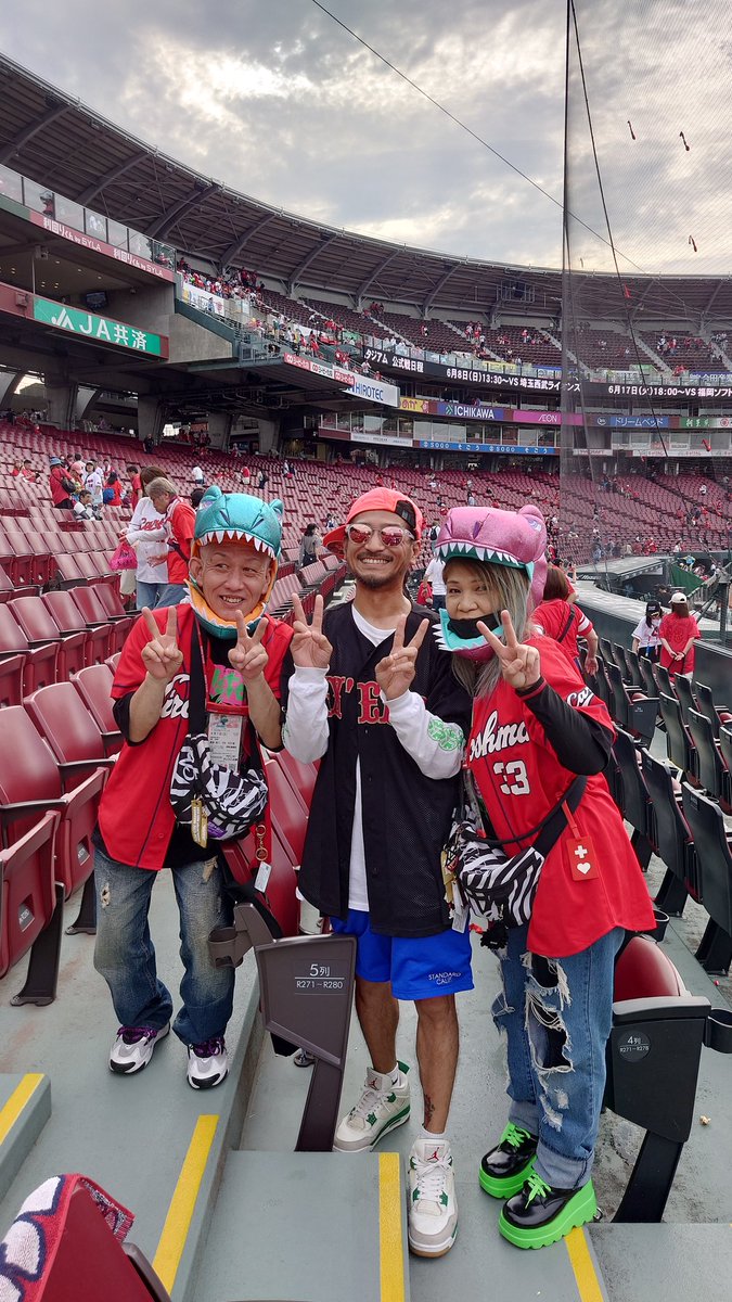 naomi08121129's tweet photo. 2025 6月7日
MAZDAスタジアム
地上波荒らし🤣
MORISONさん
写メありがとうございます😊
#morison
#MAZDAスタジアム
#2025 交流戦 https://t.co/4ZvWVAgr5I