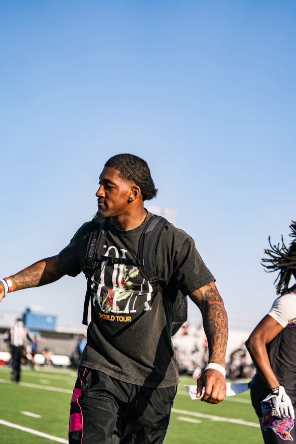 Jonathan Alexander🦍 tweet media