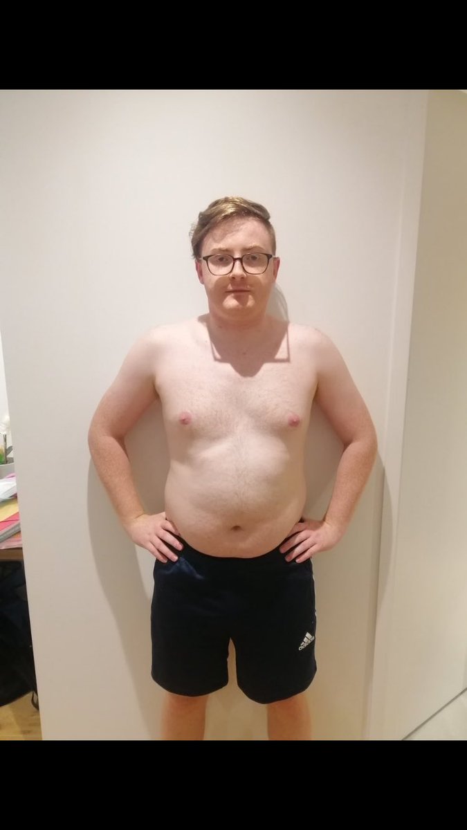 Roger_WoW97's tweet photo. @Novarcharesk3 @DoobusGoobus This will always be you fat ass https://t.co/ToTCcRBSam