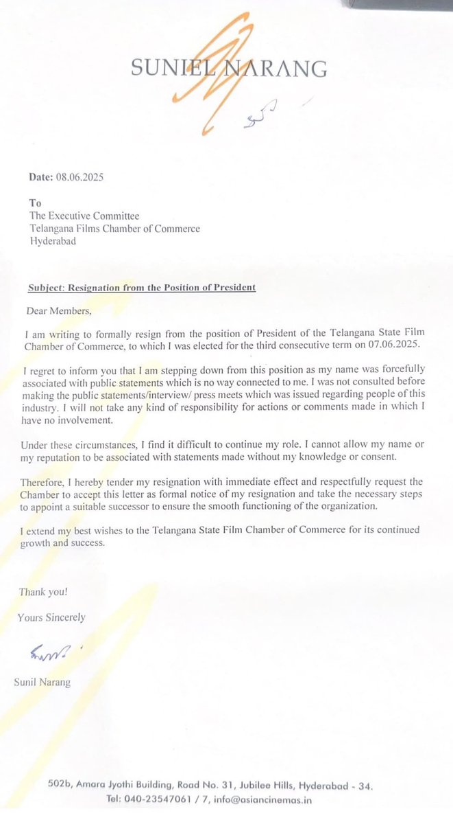 Theteluguone's tweet image. షాకింగ్..

తెలంగాణ ఫిల్మ్ ఛాంబర్ అధ్యక్ష పదవికి సునీల్ నారంగ్ రాజీనామా!

#SunielNarang #TFCC #Tollywood