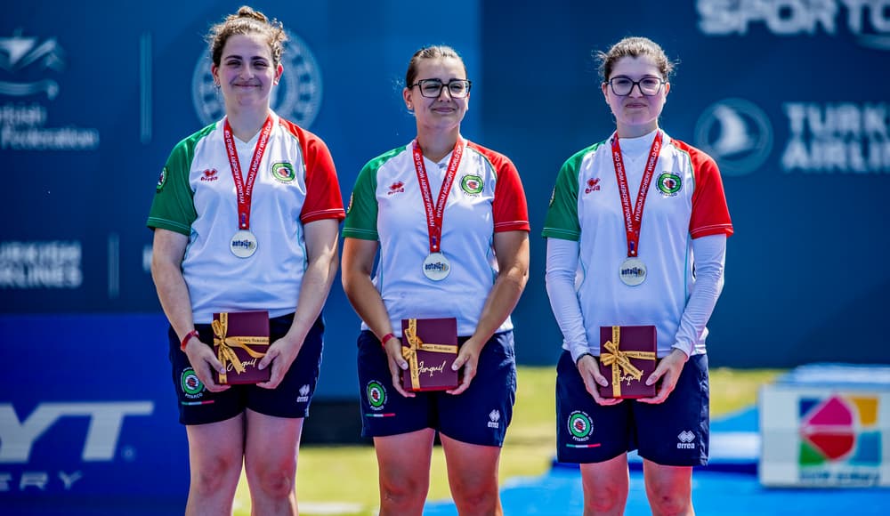 CONI (@coninews) on Twitter photo Podio ad Antalya! 🏹
Nella terza tappa di Coppa del Mondo di tiro con l’arco in Turchia, il terzetto femminile del ricurvo centra il secondo posto nella gara a squadre! 💪
Leggi qui 👉 bit.ly/43SiOqX
<a href="/FitarcoItalia/">FITARCO - Federazione Italiana Tiro con l'Arco</a> Podio ad Antalya! 🏹
Nella terza tappa di Coppa del Mondo di tiro con l’arco in Turchia, il terzetto femminile del ricurvo centra il secondo posto nella gara a squadre! 💪
Leggi qui 👉 bit.ly/43SiOqX
<a href="/FitarcoItalia/">FITARCO - Federazione Italiana Tiro con l'Arco</a>
