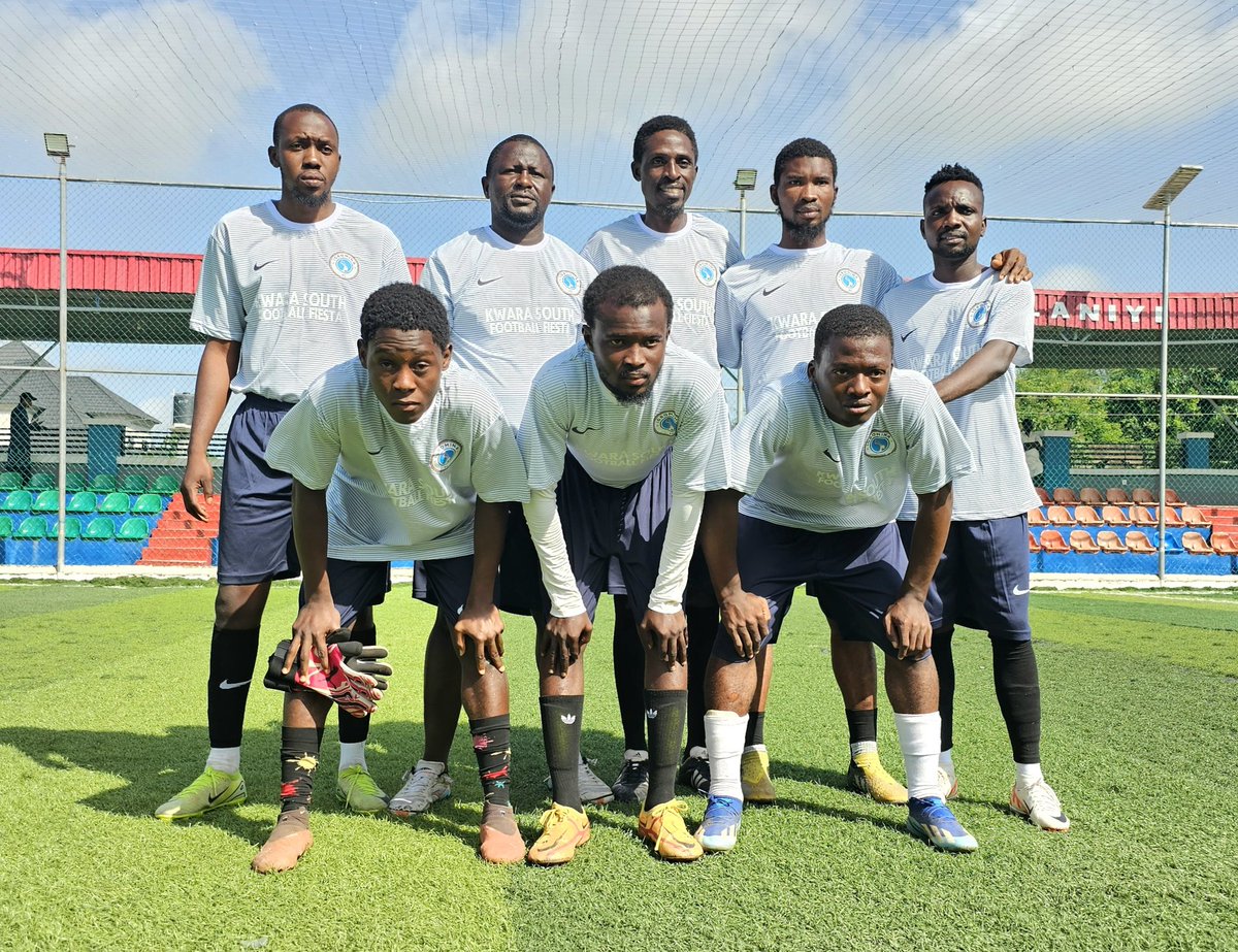 musbauceo's tweet image. Ekiti FC won the 2nd edition of #KwaraSouthFootballFiesta 

1. Ibolo 2 - 1  Igbomina 
2. Ekiti 3 - 1  Ibolo
3. Ekiti 2 - 0 Igbomina 

An honour hosting brothers from Kwara South @zeemsarena 👏 #VisitOffa  cc @SirJarus  @Tony1giggs  @Optimistic_Ade @PeeGeeMax