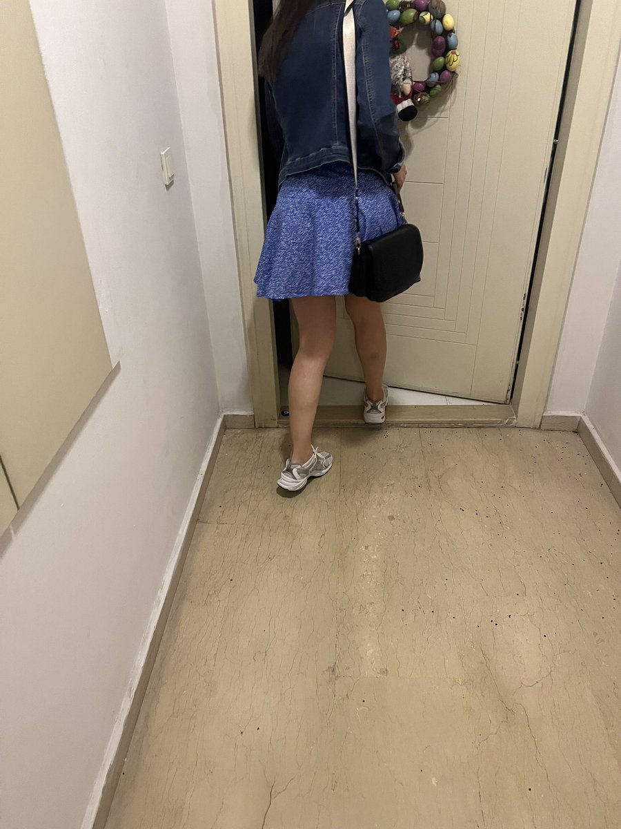 Ben şirkettekilerlebayramlaşmaya gider bu gece hızlı geçecek Dubai’den şirket ortağımız gelmiş yaramazlık yapacağım 😂😂😘😘bol rt beğeni gelirse yaramazlık foto video paylaşacağım sayfamda