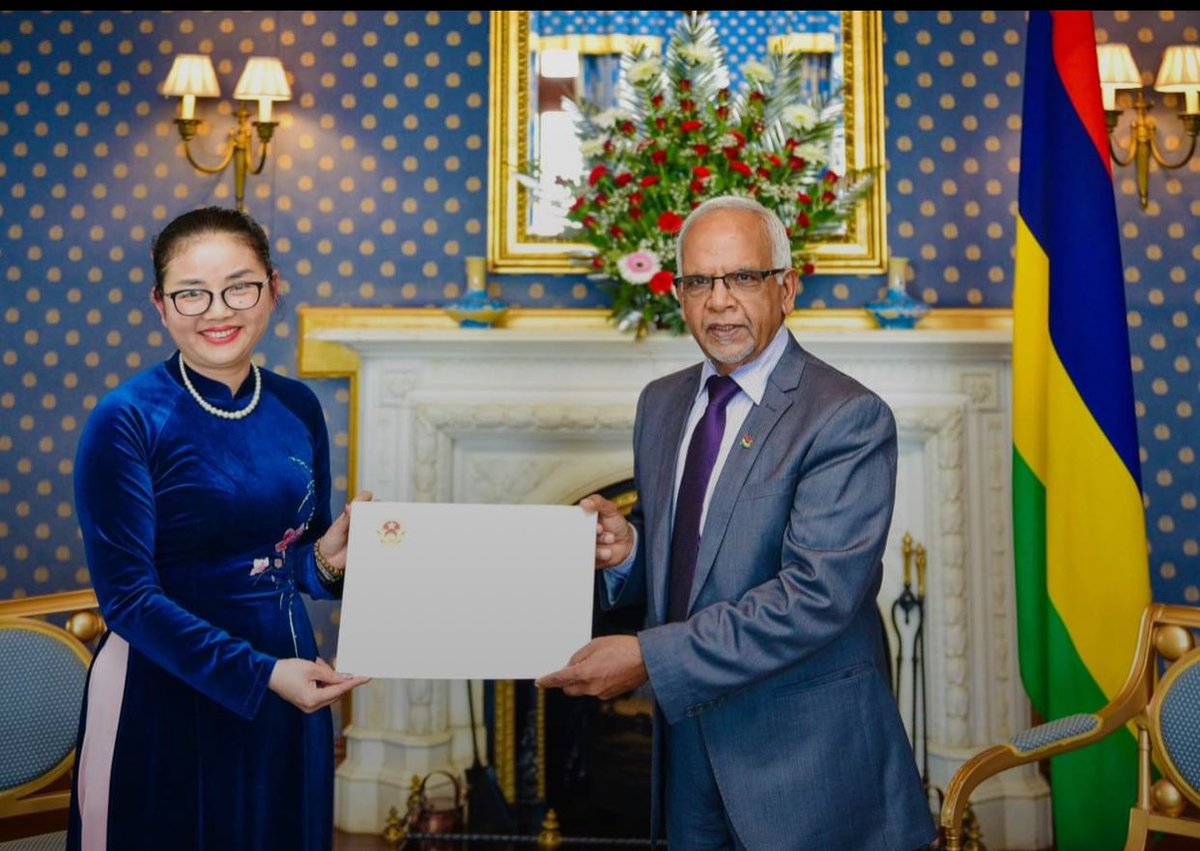 thangleadervn's tweet image. Vietnam- Mauritius 6/2025: an island littorals in Africa Indian Ocean, the country’s financial services are very developed. #MasterStrategy of Vietnam toward Africa next 10 years should get thru this element, but something’s on table n seriously considered by persons in charge @