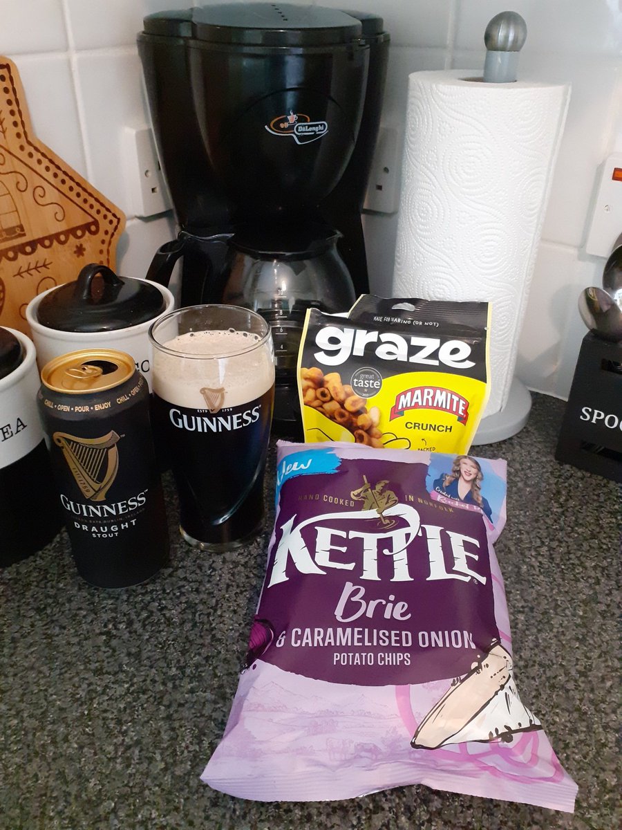 Keef_B_1's tweet image. It's about time i was put out to graze.
#SundayScoops #SundaySnacks #Guinness #beer #Stout #food #foodforthought #SundaySpecial #SundayShare #sundayvibes #SundayService #BeKind #KeepGoing #keepthefaith #KeepSundaySpecial #love 
@GuinnessGB @GuinnessIreland @marmite 
🙏❤✌