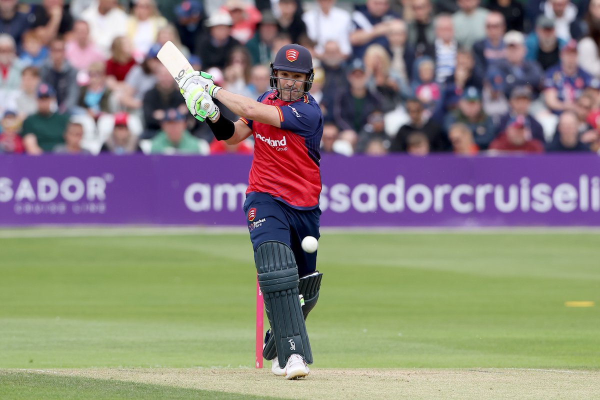EssexCricket's tweet photo. 🤝 The 50 run opening partnership is reached in the 5th over!

Scorecard &amp; Highlights ➡️  https://t.co/VHHrzUrDru

Essex Men 55-0 (5 overs)
🦅 #EaglesRise https://t.co/DfVjSXjnvO