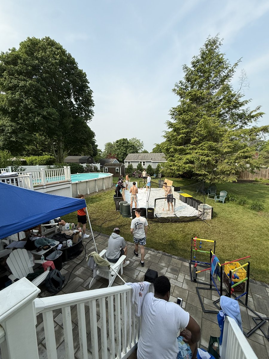 First event of the day? 

The all-time classic, the fan favorite, the tone-setter:

SOAP HOCKEY 🧼🏒🥅

Let’s get soapy, huh?