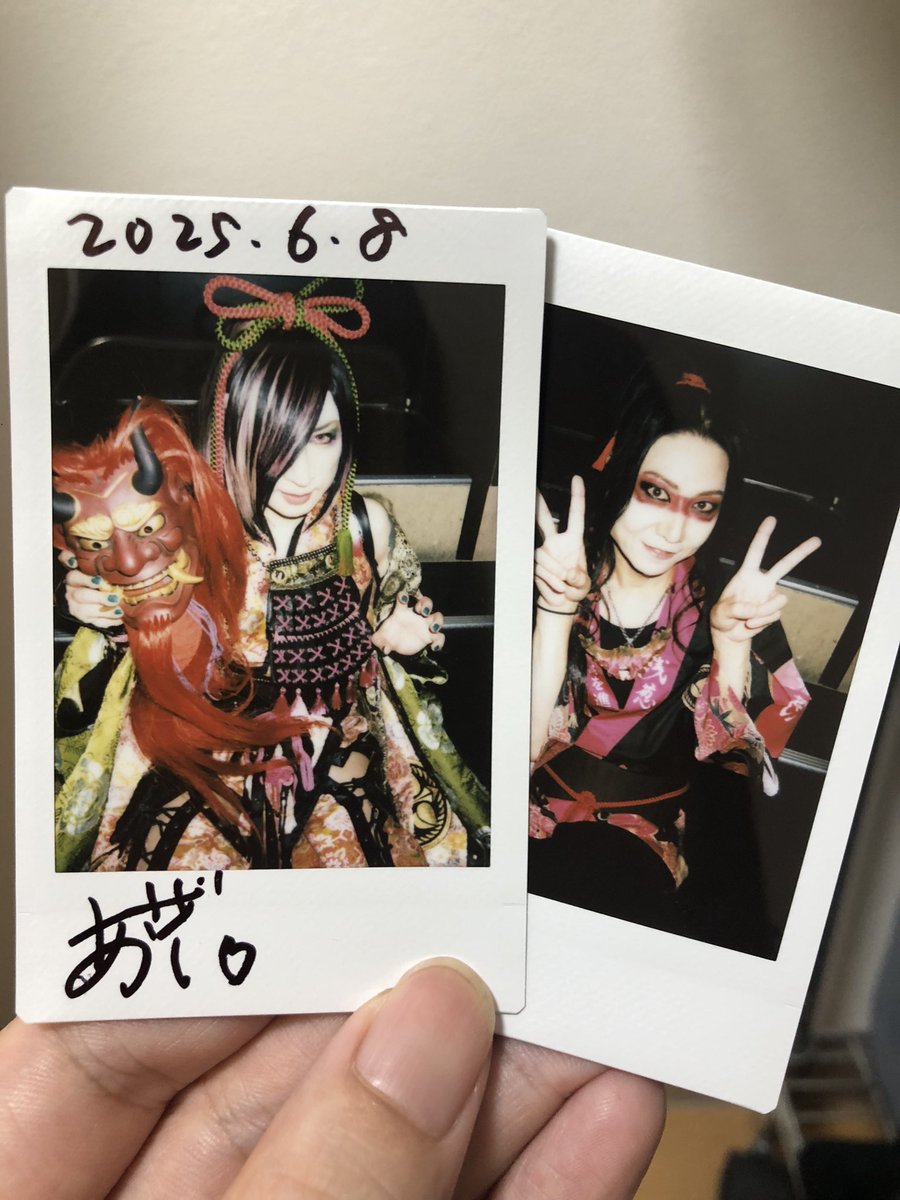 ASAGIさんとHIROKIさんのチェキゲットした。見目麗しゅう時間でした