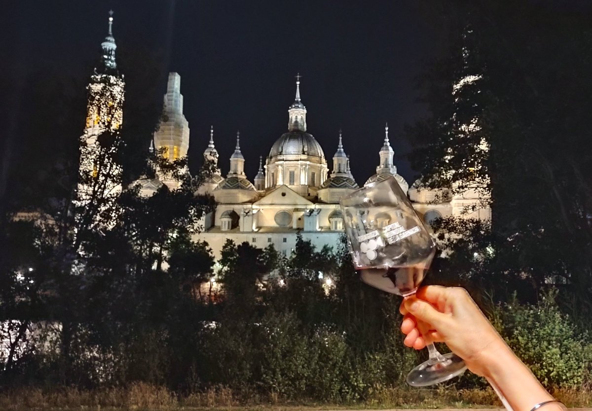 Don_Nachete's tweet photo. @vino_piedras @ZaragozaTurismo Zaragoza necesita de estas actividades... https://t.co/xnypUD3WBM