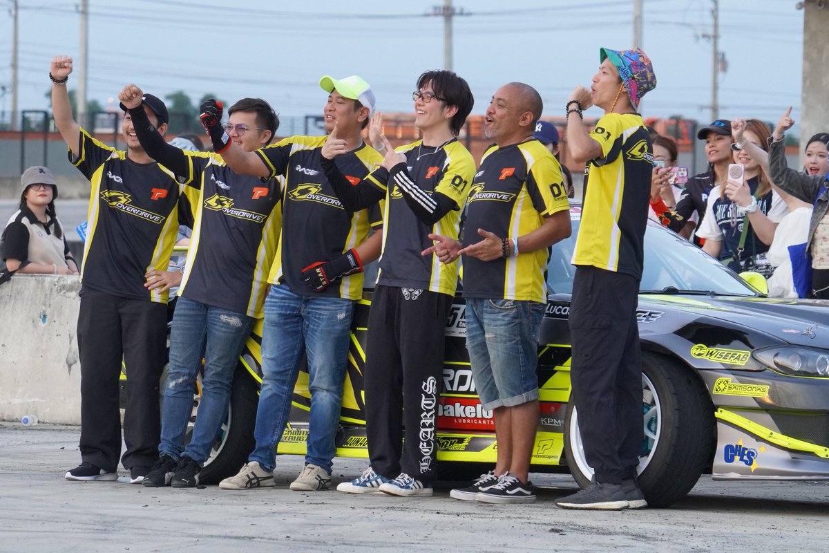 ขอบคุณพี่ๆทีม Overdrive ทุกๆคนเลยนะคะ ที่คอยสอน แนะนำเทคนิคต่างๆให้บิวได้ทำในสิ่งที่ชอบ ไว้เจอกันอีกนะค้าาา วันนี้สุดยอดมาก🤘🏻🔥

BUILD DRIFT CAR SHOW

#HappyBuildOnTrack
<a href="/JakeB4rever/">BIU.</a> 
#BuildJakapan #Beyourluve
