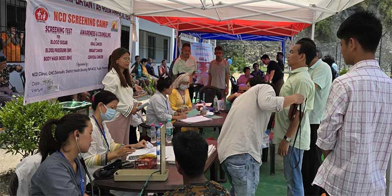 Arunachal24in's tweet photo. 👩⚕️👨⚕️ IMA-AP & APDA held a Free Health Camp at Deepak Nabam Living Home, Sopo Village as part of #DoctorsDay2025.
✅ 200+ patients treated
✅ Free meds, specs, lab tests
✅ Govt schemes enrolment
A salute to our healers! 🙌
#IMAAP #APDA #HealthcareForAll #TBMuktBharat #HumanitarianService
https://t.co/FyfWQlhY7y