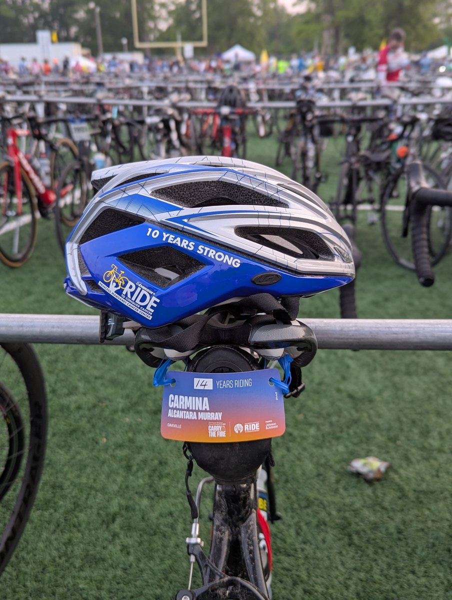 CarminaMurray's tweet image. Grabbing the bike. Ready for Day 2. #ride2conquer #carrythefire