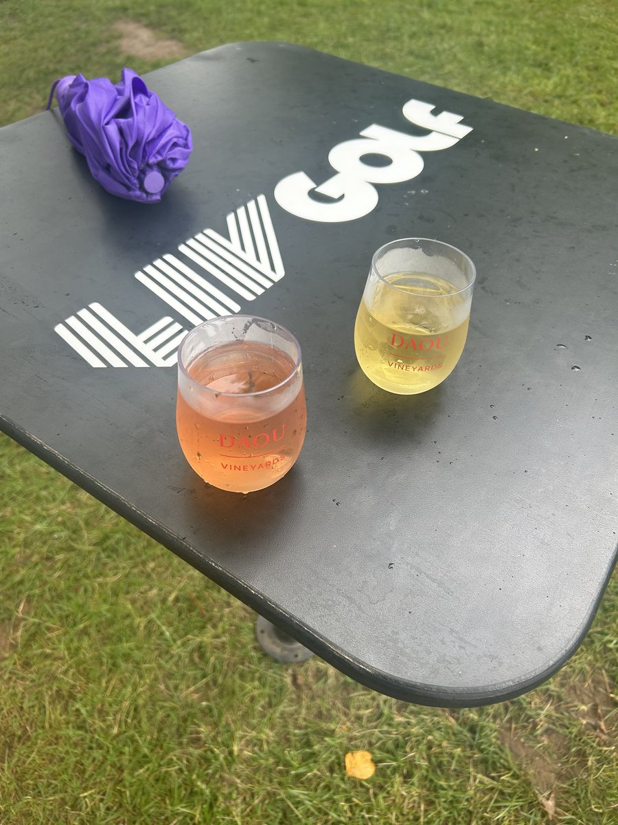 Rainy day ain’t stopping us #livbroadcast #livva