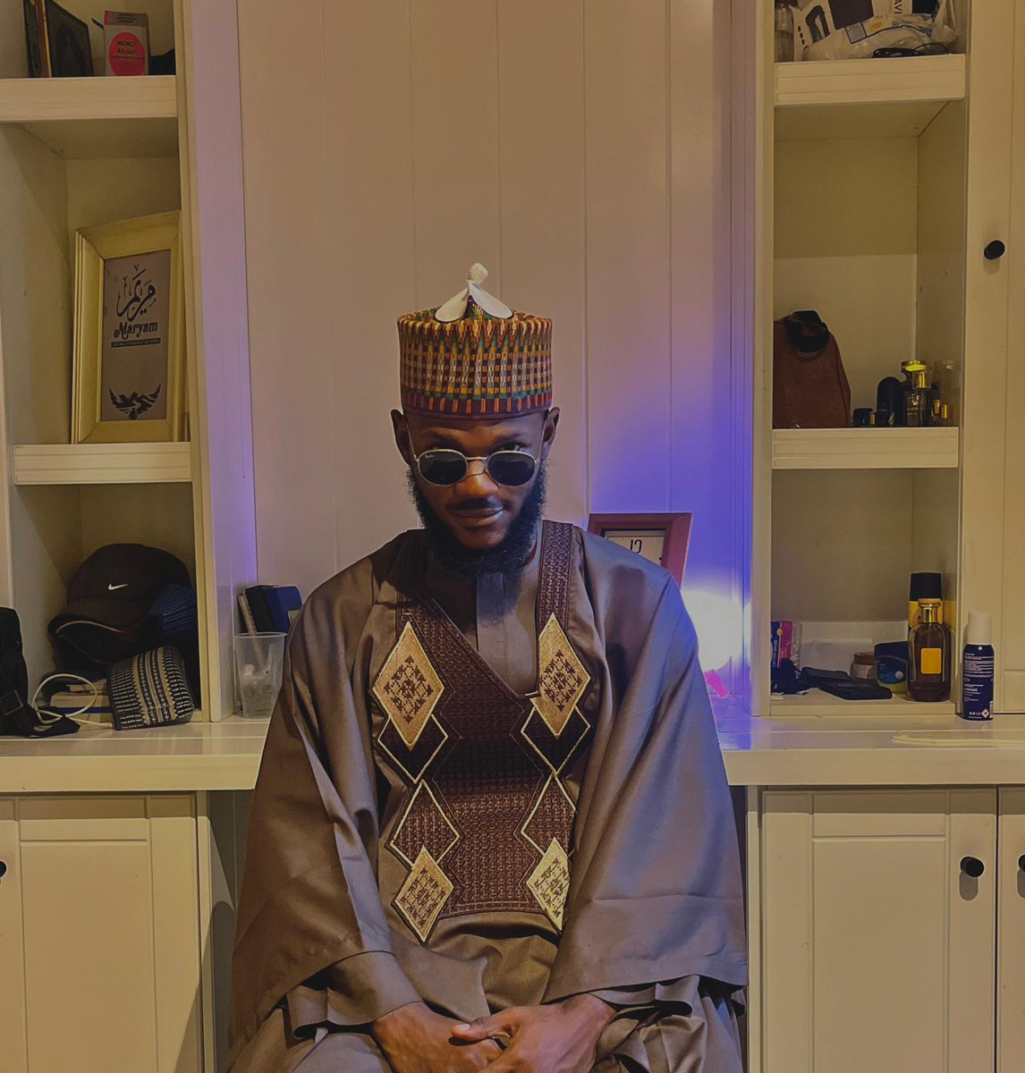 A_darma_'s tweet photo. Eid Mubarak from our #1 customer 

Always looking lit 🔥 https://t.co/aE6IjZW6Tp