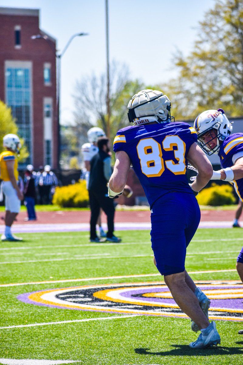 8️⃣3️⃣days until kickoff…

#AimHigh | #WingsUp