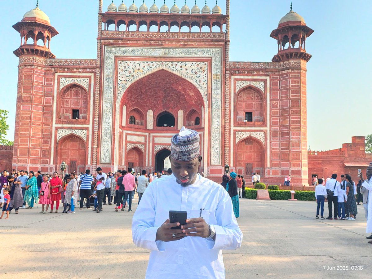 MDI_Bull's tweet photo. Eid Mubarak🕌 https://t.co/46Aoawg722