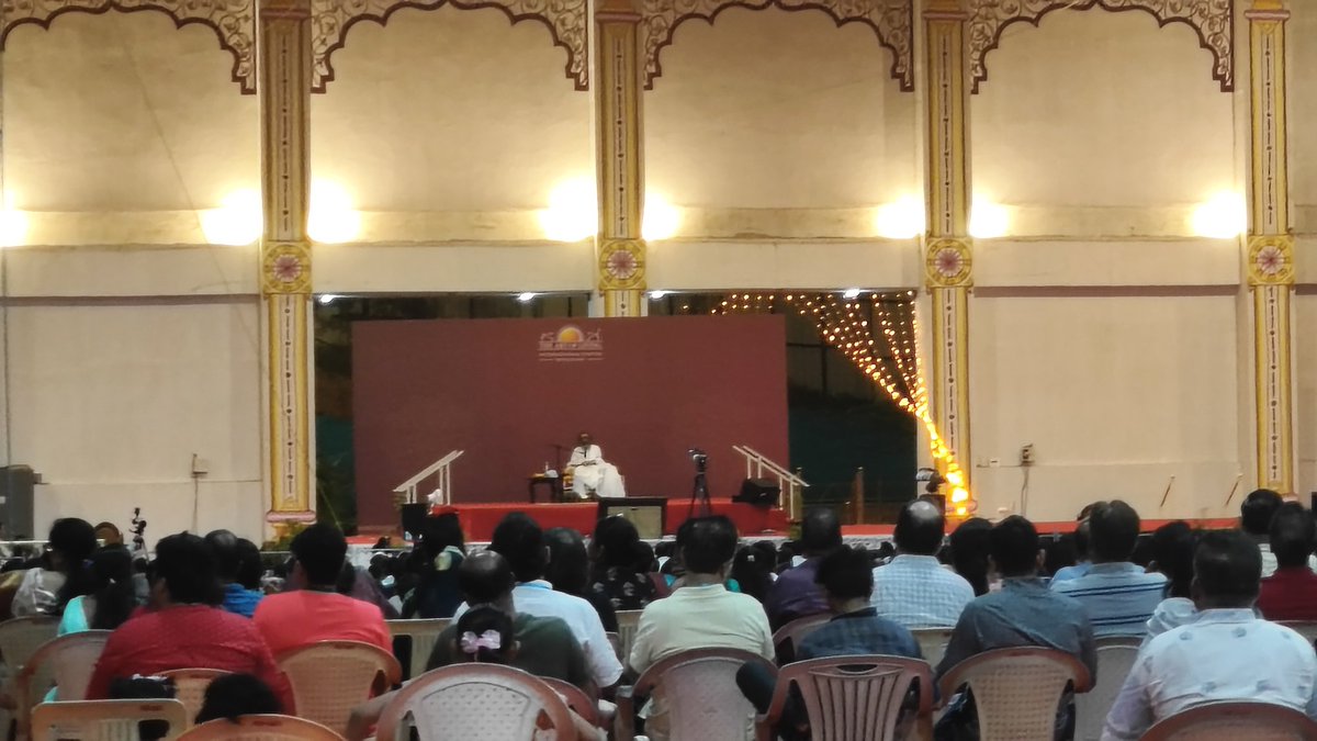 Rajeev (@nambiarrajeev) on Twitter photo सही उद्देश और कर्म निष्ठा से काम करे और फल भगवान के ऊपर छोड़ दो। <a href="/Gurudev/">Gurudev Sri Sri Ravi Shankar</a> <a href="/ArtofLiving/">The Art of Living</a> <a href="/BangaloreAshram/">Art of Living International Center</a> सही उद्देश और कर्म निष्ठा से काम करे और फल भगवान के ऊपर छोड़ दो। <a href="/Gurudev/">Gurudev Sri Sri Ravi Shankar</a> <a href="/ArtofLiving/">The Art of Living</a> <a href="/BangaloreAshram/">Art of Living International Center</a>