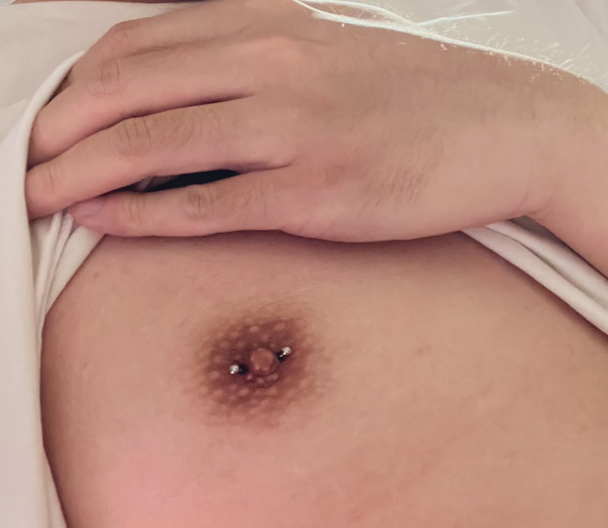 打乳钉这件事真的想了很久！终于下定决心去做了！