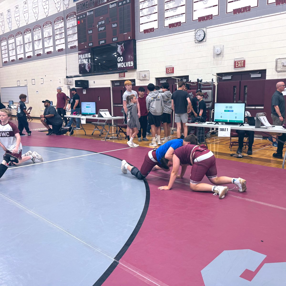 Wolves_WC's tweet image. 🐺 WOLVES WRESTLING SUMMER KICKOFF CLASSIC 🏆
From Tots to High Schoolers — the mats are ready and the action’s about to begin!
A great day for wrestling, heart, and hustle. 
Let’s go, Wolves! 💪🤼‍♂️
#WolvesWrestling #SummerKickoffClassic #WeRPR #FolkstyleWrestling