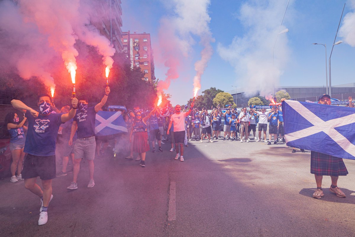 BFuenlabrada's tweet photo. Una vida de 𝐚𝐳𝐮𝐥 𝐲 𝐛𝐥𝐚𝐧𝐜𝐨 🔵⚪️ https://t.co/pt2pPsUbEA