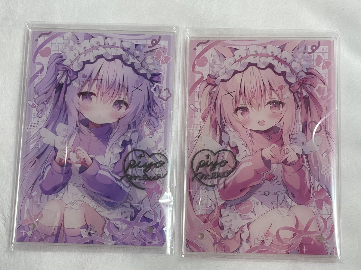 コミティア戦利品①

ぴよみゅう(旧:神代ぴよ)先生(<a href="/piyomew_/">ぴよみゅう🐣</a> )

もちろん今回も欠かさず特攻★先生のHNが変わって初のイベントになりました✨今回も無事、直筆色紙と新グッズを購入♬*°

色紙もフォトパネルもめちゃくちゃ可愛いです🥰今回もサインもして頂きました✨️