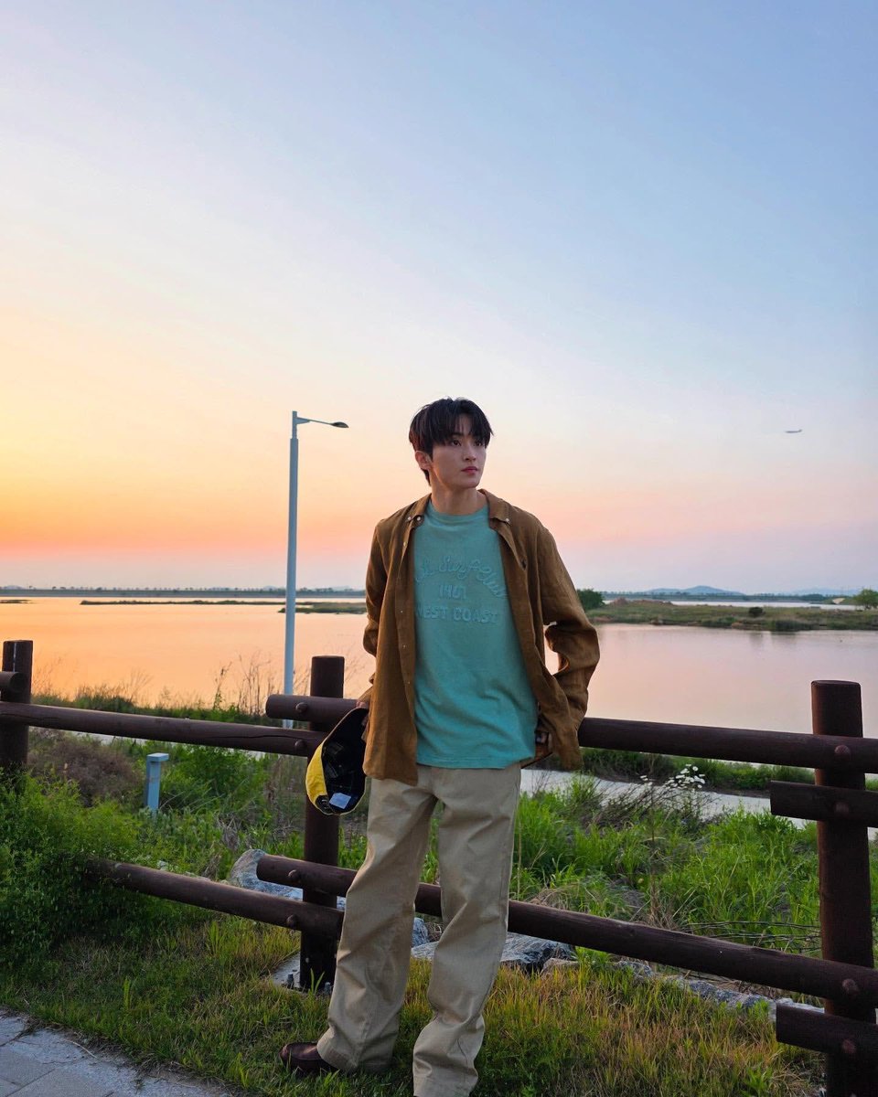 Minhyhung's tweet photo. https://t.co/QxsX7yhkYi