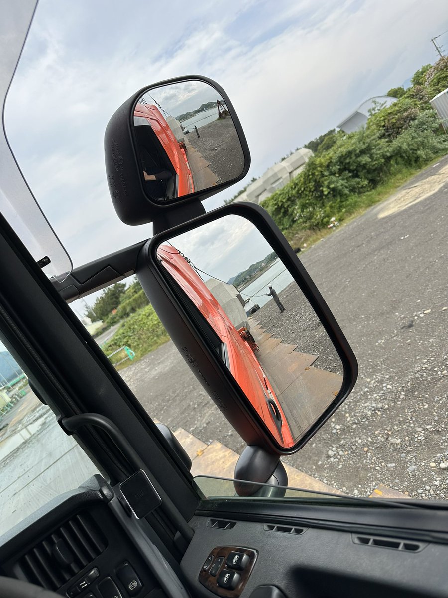 oreo2953's tweet photo. ごきげんよう。
最近ゲームどころではないオレオです。
モダン全然やってないなぁ|´-`)ﾁﾗｯ https://t.co/coYCsxFQ7R
