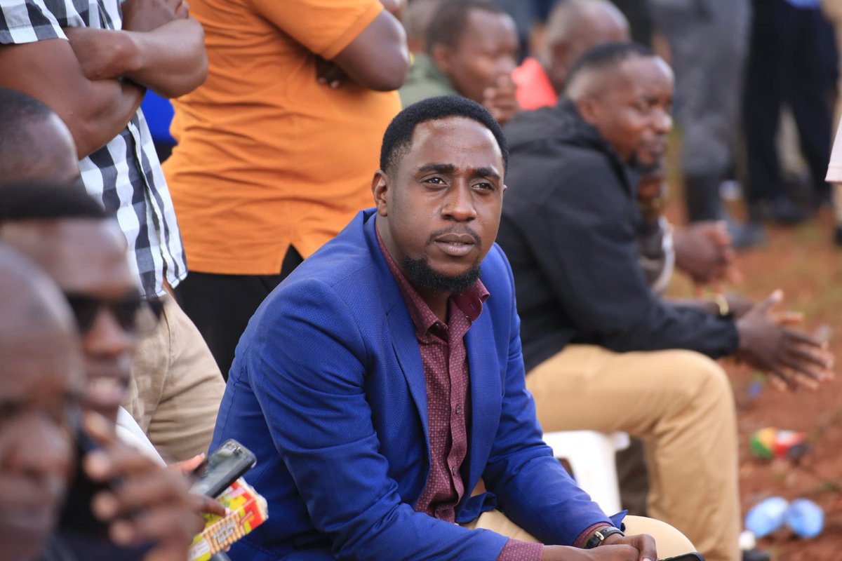 Omutaka Kasujja Kakande Sheba y'awangudde ekirabo ky'Omutaka asinze okulaba emizannyo emingi mu mizannyo gy'Ebika 2025

<a href="/kasujjaKyesimba/">Omutaka Kasujja</a> <a href="/BugandaKingdom_/">Buganda Kingdom</a> <a href="/Buganda_Youths/">Ministry of Youths, Sports & Arts _Buganda</a> <a href="/robert_serwanga/">Minister for Youth, Sports and Arts - Buganda</a> <a href="/cpmayiga/">Charles Peter Mayiga</a>