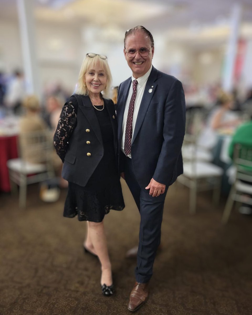 MppGualtieri's tweet photo. Italian 🇮🇹 night in Mississauga. More activities to follow. Viva L’ Italia! Viva Ontario! Viva il Canada 🇨🇦 e Viva il nostro Premier @fordnation
📸 @RudyCuzzetto
#SilviaGualtieri #MPP #Mississauga #Mississaugaeastcooksville #vivaitalia #italiancommunity #italiannight #italianheritagemonth