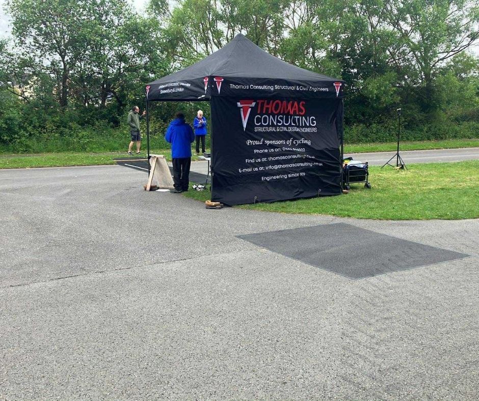 Great to see our sponsored gazebo in action at the North West Youth League at Salt Ayre, Lancaster! A brilliant day of racing hosted by Salt Ayre Cog Set, bringing young riders together from across the region. Proud to support grassroots cycling! 🚴🏻

#CommunitySupport