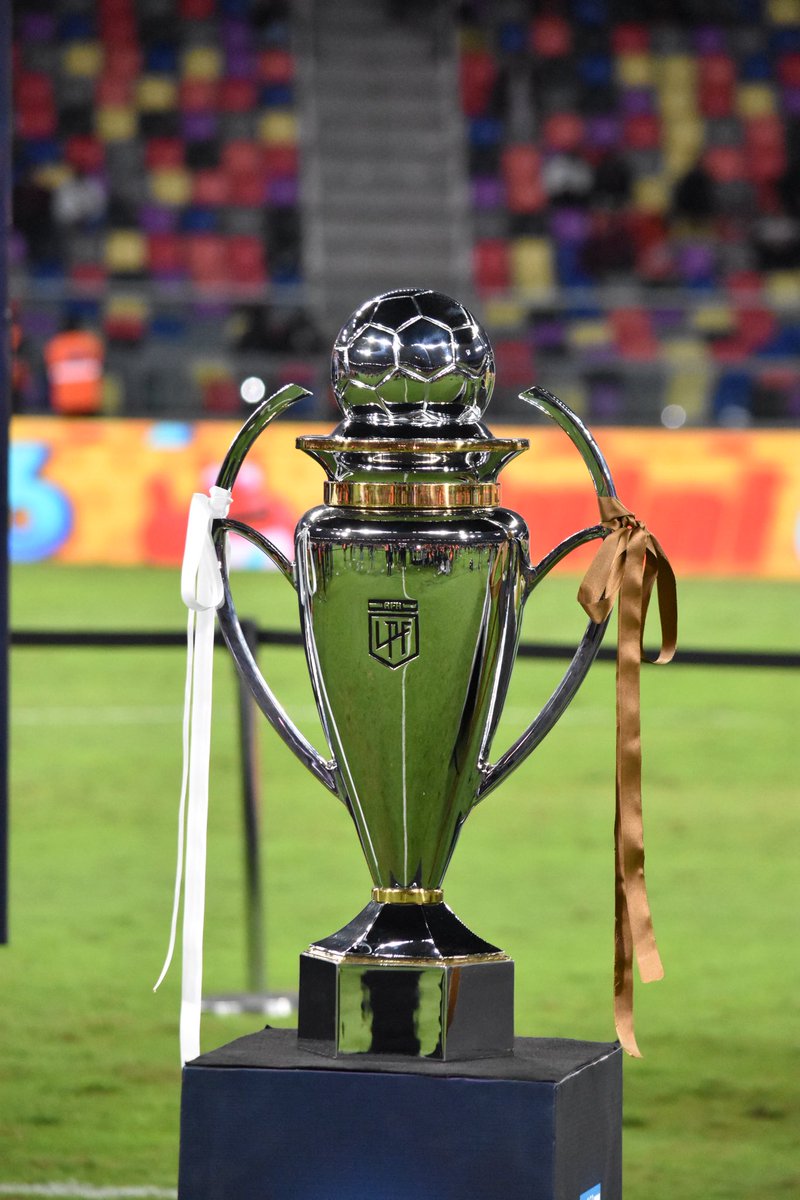 caplatense's tweet image. 😍🏆 Qué linda que estás, sos mi caramelo…. Te veo en el recreo y me vuelvo loco… 🤎🦑