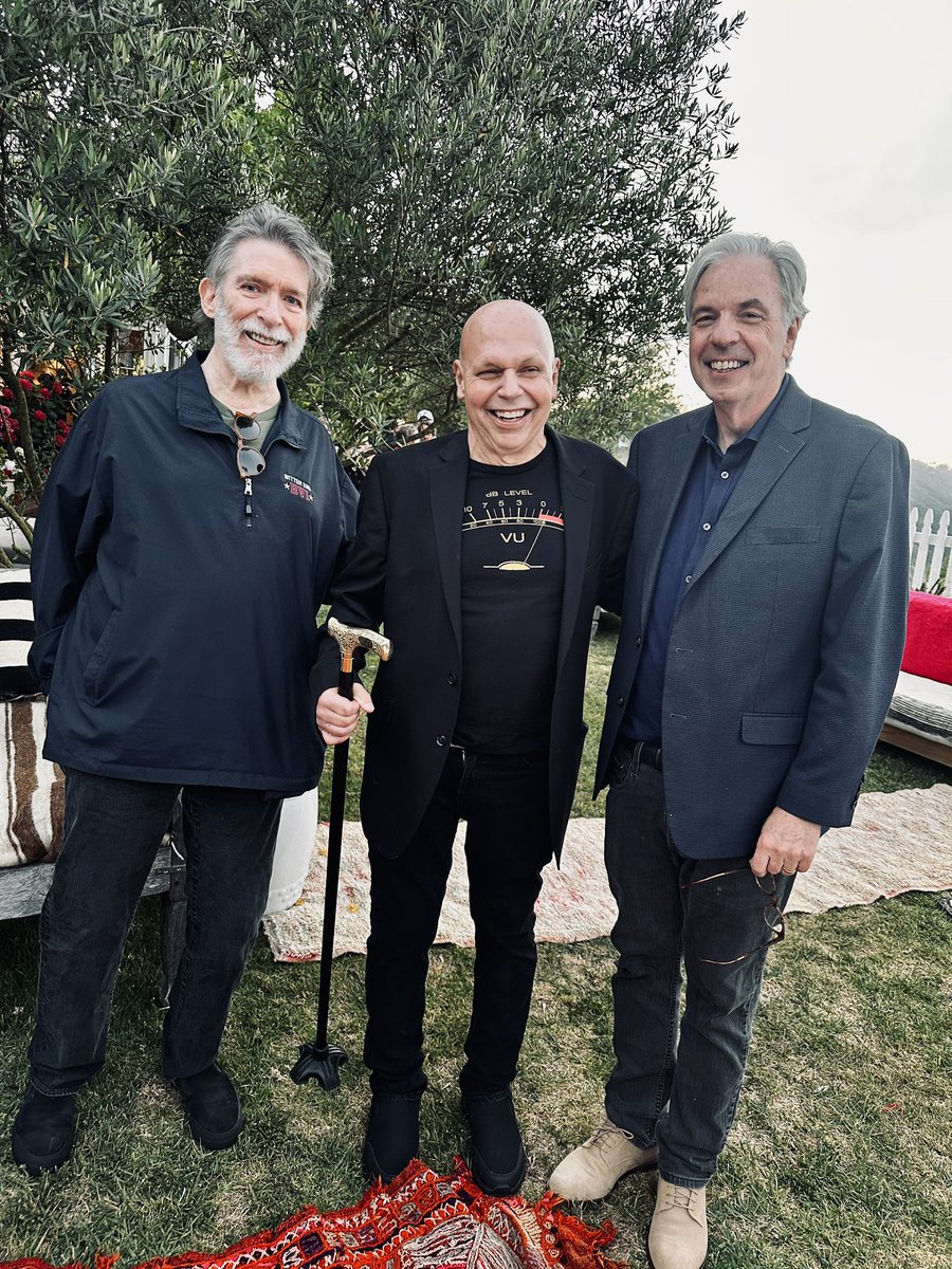 So great to spend time with my MTV Brothers, Kurt and Chris again..Such a great night at the amazing @juliettehohnen’s Birthday Party. My dear friend and @mtv host extraordinary alumni got many of us back together last night!!! Here with my old friends that I love and was so