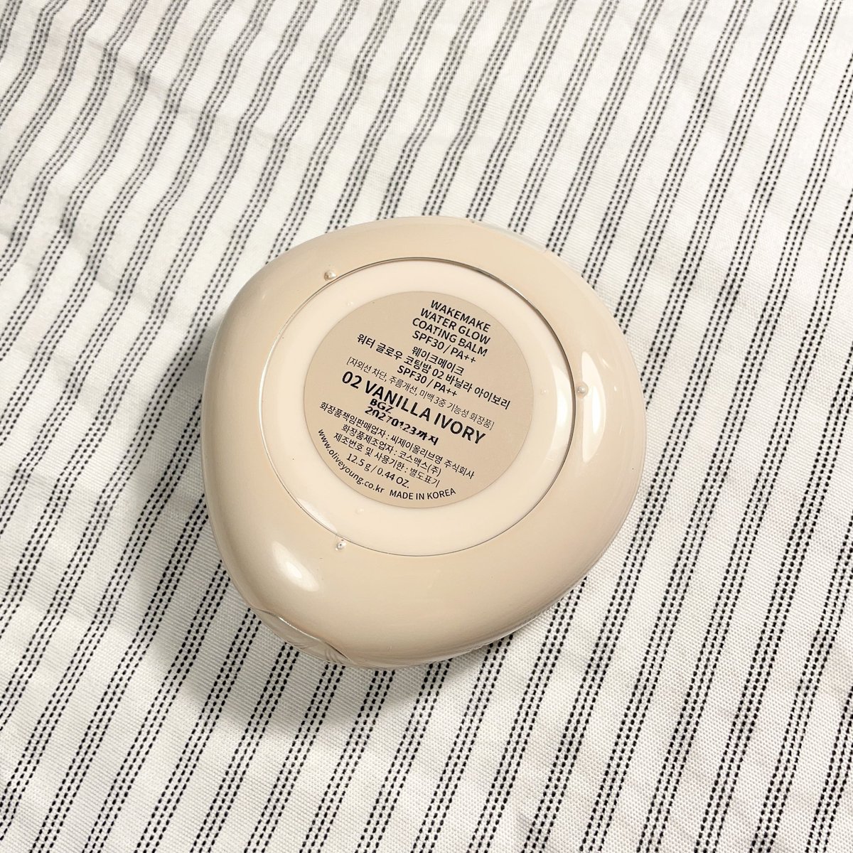 konprodstuff's tweet photo. ⋆ ࣪. คุชชั่น wakemake
water glow coating balm

ตัวนี้แมสมากที่เกาหลี ใช้แล้วผิวฉ่ำตะโกนมาก
เหลือ 80% หมดอายุ 2027
*มีตำหนิ รีฟิลไม่แน่นไปกับตลับ ต้องใช้เล็บดีนตัวรีฟิลไว้ตอนเปิด

ราคา 200 บาท

#ส่งต่อเครื่องสำอางค์ #ส่งต่อเครื่องสำอาง #ส่งต่อคสอ #เครื่องสำอางค์มือสอง #wakemake https://t.co/yOdNUOUquO