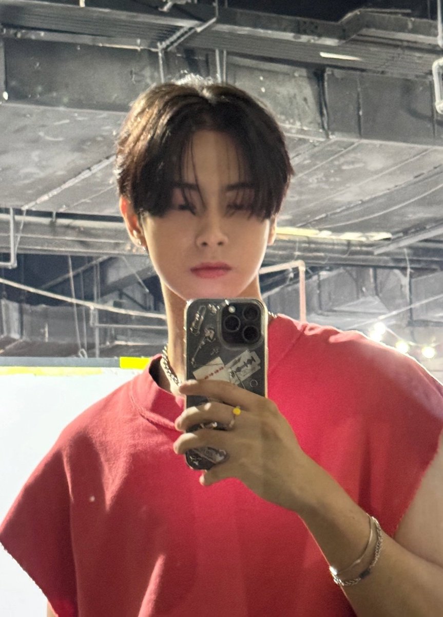 you did amazing, our main visual ♥️

HORI7ON DOMINATES PPOPFEST

#HORI7ON_PPOPFestYear2
#HORI7ON #호라이 #HORI7ON_KYLER