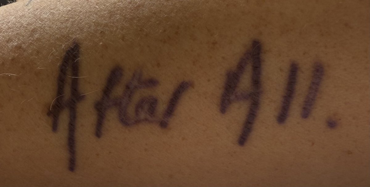 Victoria_Lowe99's tweet image. If you know…. You know! #twohandwrittentattoos #meansthemeans #TomHingley #Suede #TheFrankandWalters