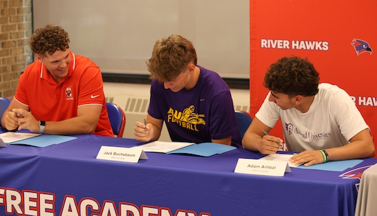 OAUpdate's tweet photo. ICYMI: 20 Owego Free Academy student-athletes signed to continue their academic and athletic careers at the next level.
👀https://t.co/9U61V1nu4j
TC Sports Report | https://t.co/ZQNXfoQ0A2...
@WBNG12News | https://t.co/GhX1w5DkKL
@wicztv | https://t.co/w50lMlnexo

#OFARiverHawks https://t.co/KvcfsFUPcx