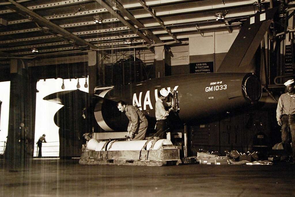 groovyhistory's tweet image. June 8, 1959 – USS Barbero and the United States Postal Service attempt the delivery of mail via Missile Mail... about.usps.com/who-we-are/pos… #todayinhistory #historylovers #rocketmail #misslemail #usps