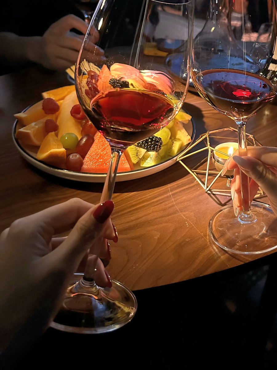 福利姬袁静分享的黄推图片2 - 网红私拍内容