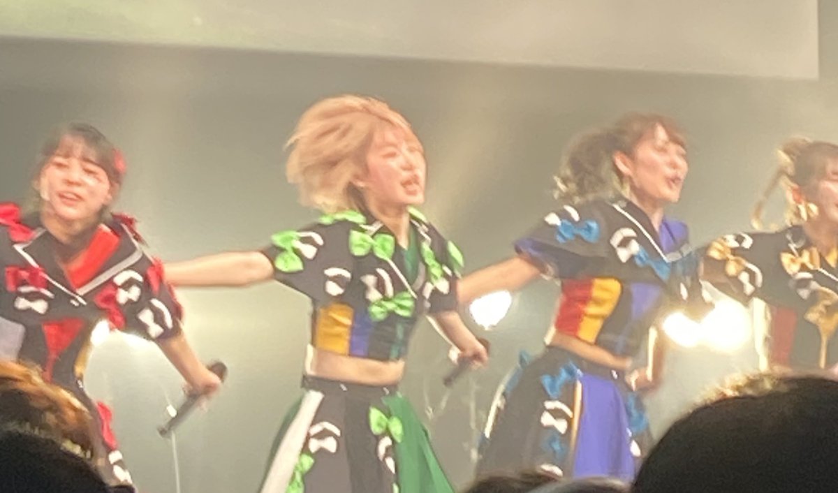 lf_nishi's tweet photo. 今日は豆柴の大群のワンマン
豆粒として出戻りだけど、やっぱり楽しかったな！
 #豆柴の大群
#マメージングカーニバル
#ハナエモンスター https://t.co/L2SxY6anDZ