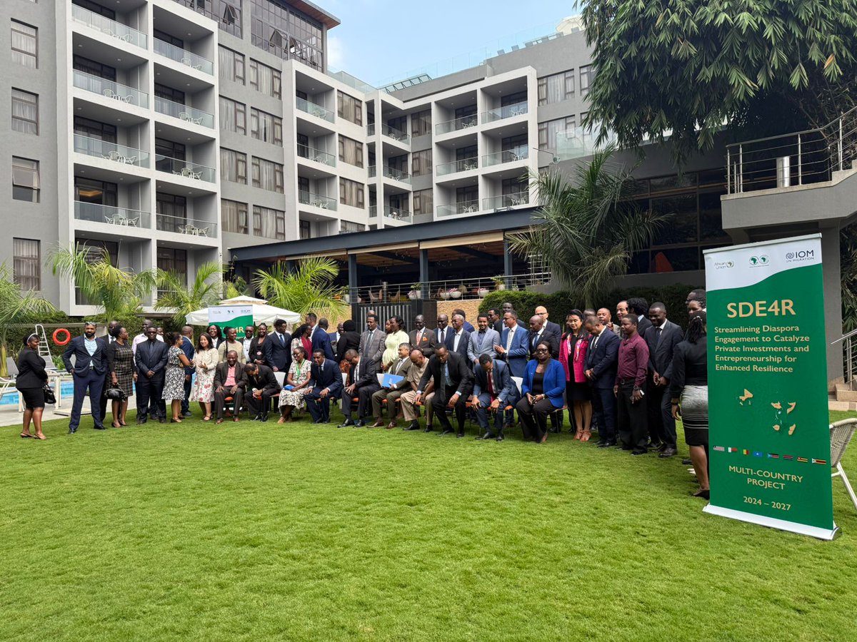 IOM_Madagascar's tweet photo. 🇲🇬 The Malagasy delegation participated in the #SDE4R strategic workshop in Nairobi (June 3–5), focused on strengthening diaspora engagement for private investment, entrepreneurship, and economic resilience.
#Diaspora #Investment #Development https://t.co/QrhKVsM8Db