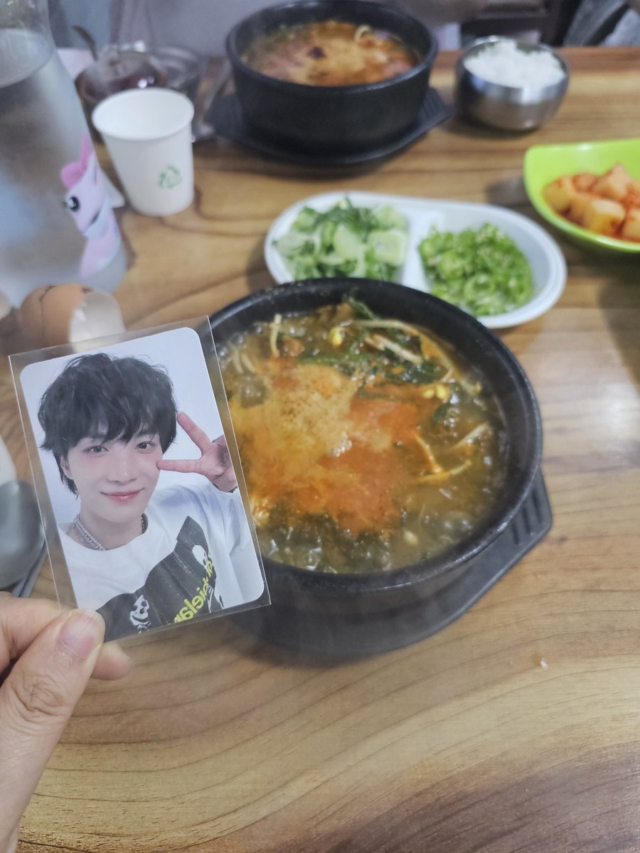 ppoppo707's tweet photo. 저녁은 종현추천 가게 맛있는 해장국🥘
#KimJonghyeon #김종현 #HAPPYJONGHYEONDAY #종현아_생일축하해_필승 https://t.co/DMCtN7z3yh