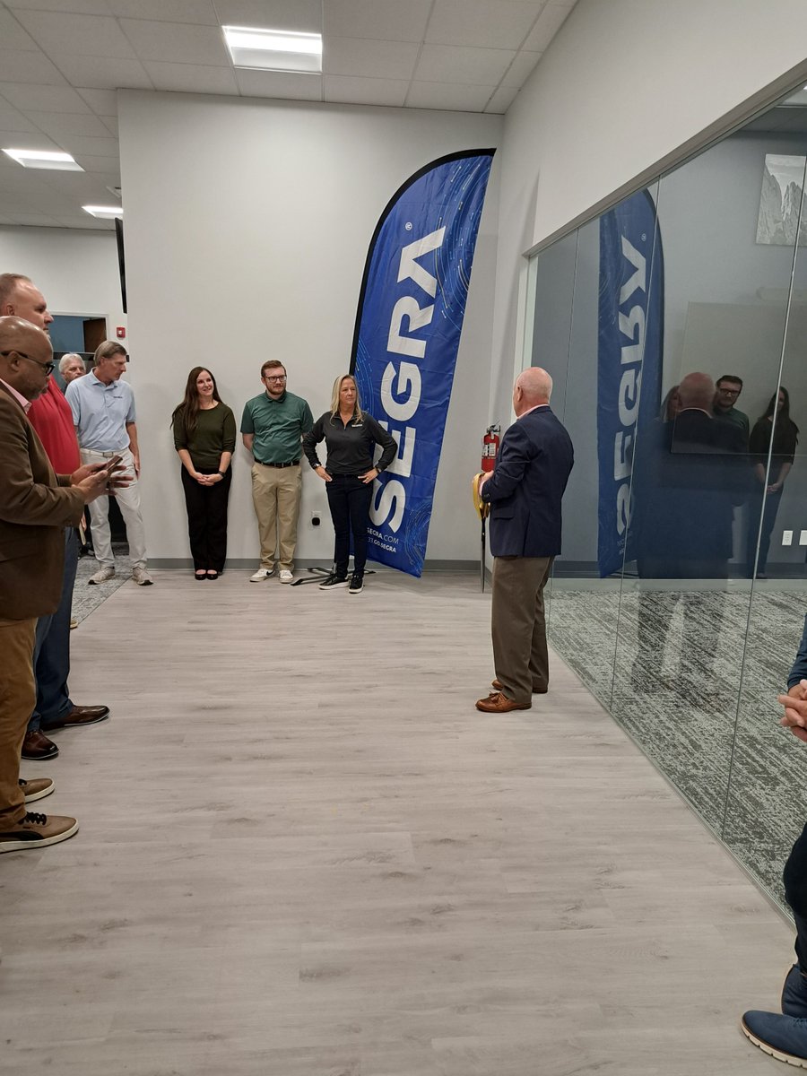 Congratulations to Segra on the grand opening and ribbon cutting of your new location in Lone Tree, Colorado! This exciting milestone marks a new chapter for a company with an incredible legacy of over 125 years of delivering cutting-edge connectivity and technology solutions.