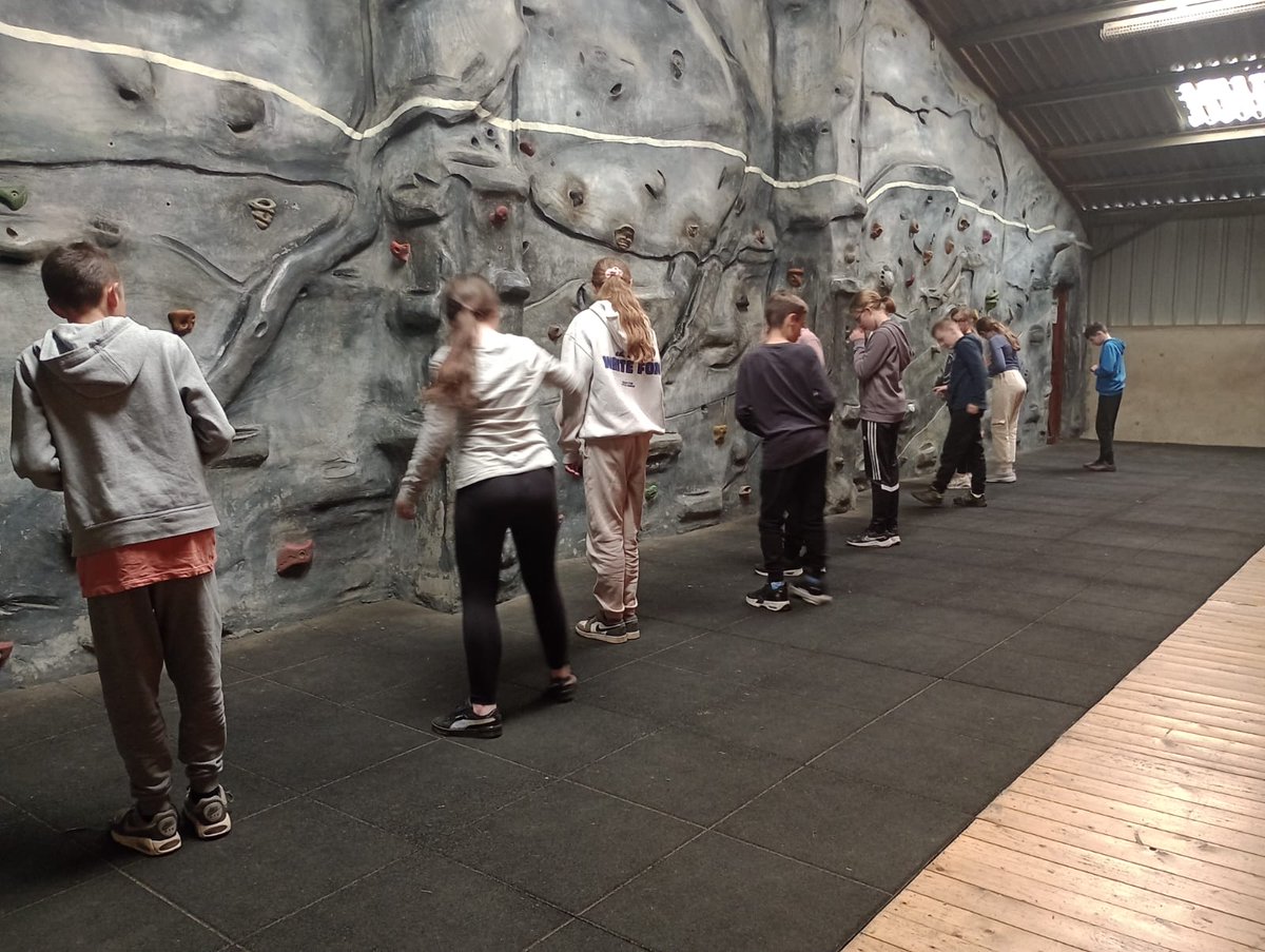 Wood End Primary tweet media