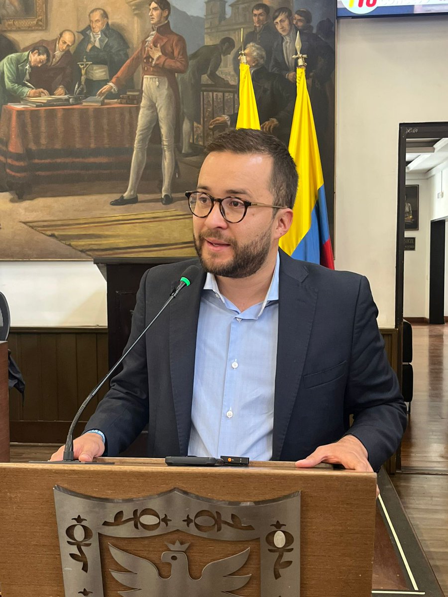 Concejo de Bogotá (@concejodebogota) on Twitter photo #TuCiudadTuConcejo l Interviene el concejal <a href="/ABarriosBernal/">Andrés Barrios Bernal</a> quien se solidariza con el senador Miguel Uribe y pide a la ciudadanía unir oraciones por su pronta recuperación. #TuCiudadTuConcejo l Interviene el concejal <a href="/ABarriosBernal/">Andrés Barrios Bernal</a> quien se solidariza con el senador Miguel Uribe y pide a la ciudadanía unir oraciones por su pronta recuperación.