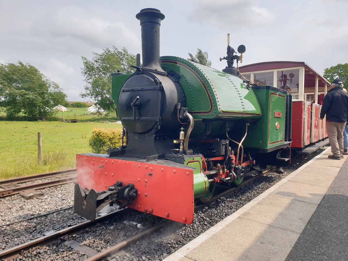 Railway No.9 of the year saw a brief visit to <a href="/AmertonRailway/">Amerton Railway</a>. At a grand total of £6 for me and the two girls you can't go wrong! You even get two trips per ticket! Very nice of the guard to show us around the shed between trains too. Must do a gala here someday!